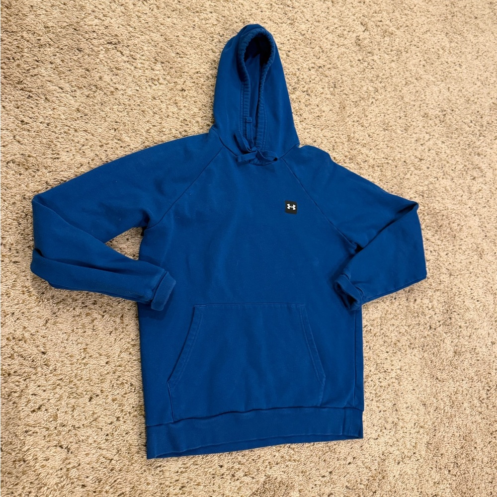 Men’s Under Armour Hoodie (size Medium)